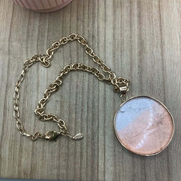 Chico's Ombre Peach Silver Circle Disc Pendant Gold Tone Necklace - Picture 2 of 7